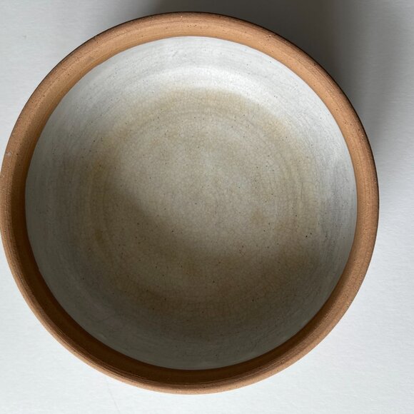 Handmade ceramic bowl with abstract painted flowers - Picture 5 of 10